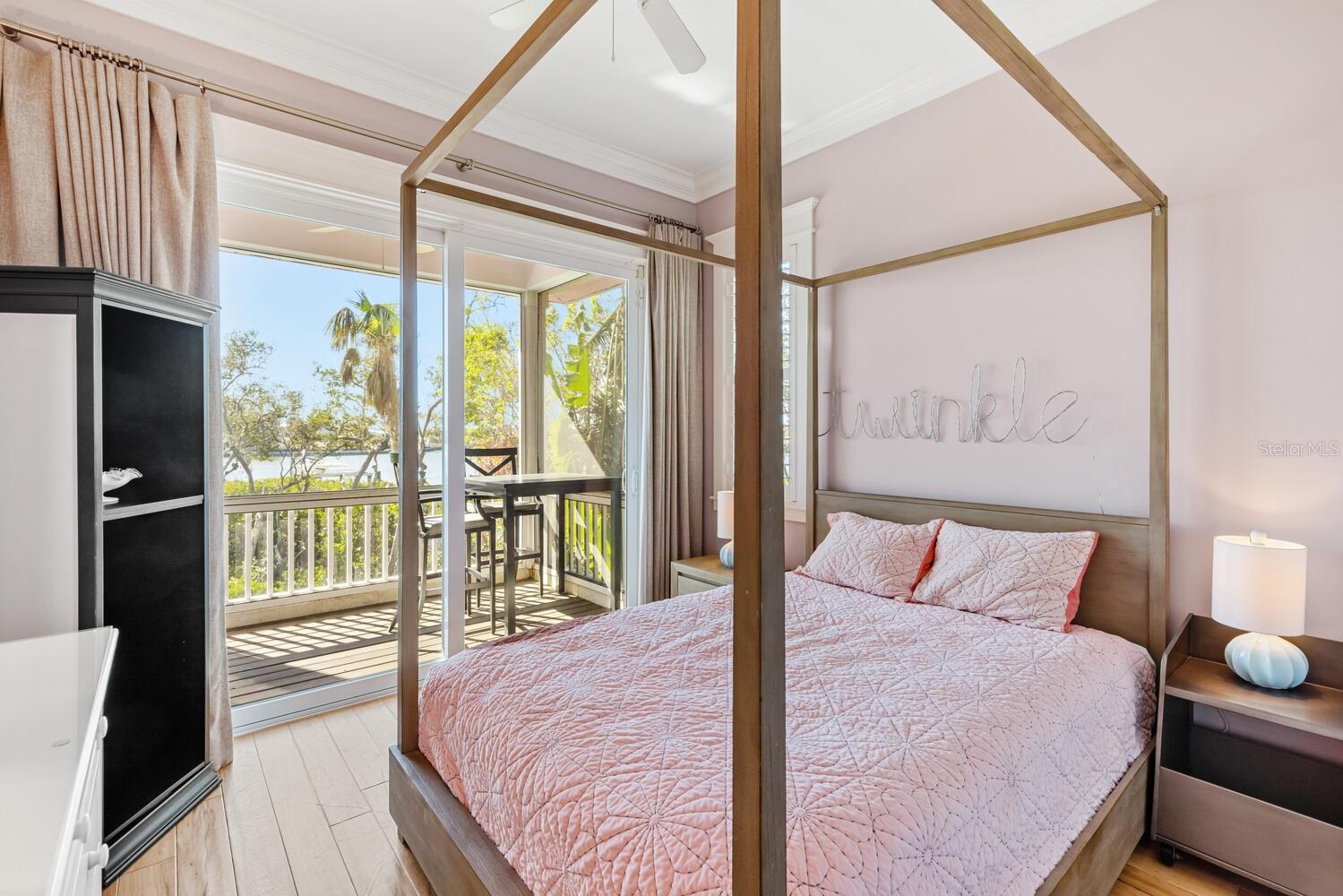 BAY HARBOR - Residential