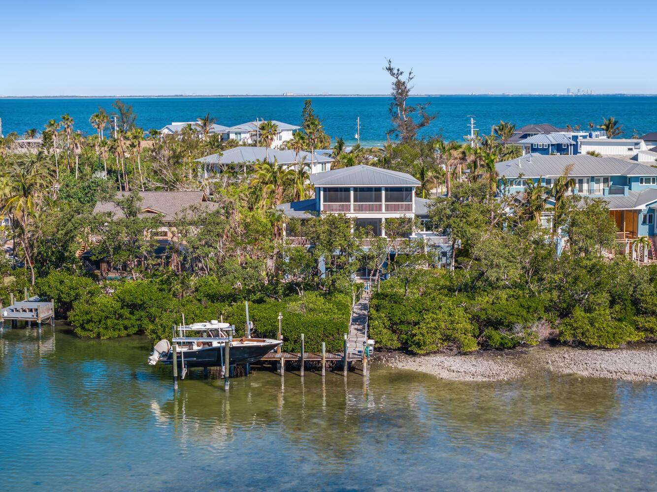 BAY HARBOR - Residential