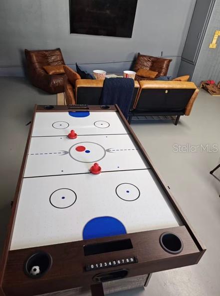 PALMA SOLA HIGHLANDS - Residential Lease