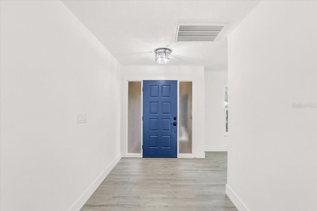 1332 WHISPERING LANE