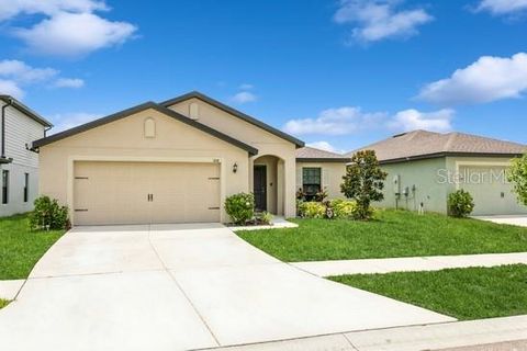 Photo of 1108 Wynnmere Meadow Place, Ruskin, FL 33570 (MLS # TB8440942)