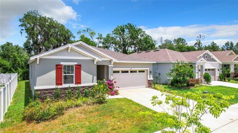 A home in OKAHUMPKA