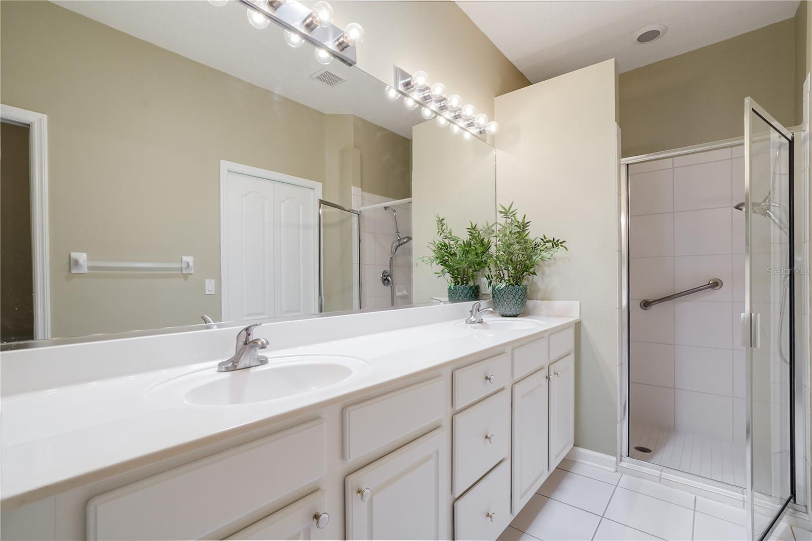 LAKEWOOD RANCH COUNTRY CLUB VILLAGE H - Residential