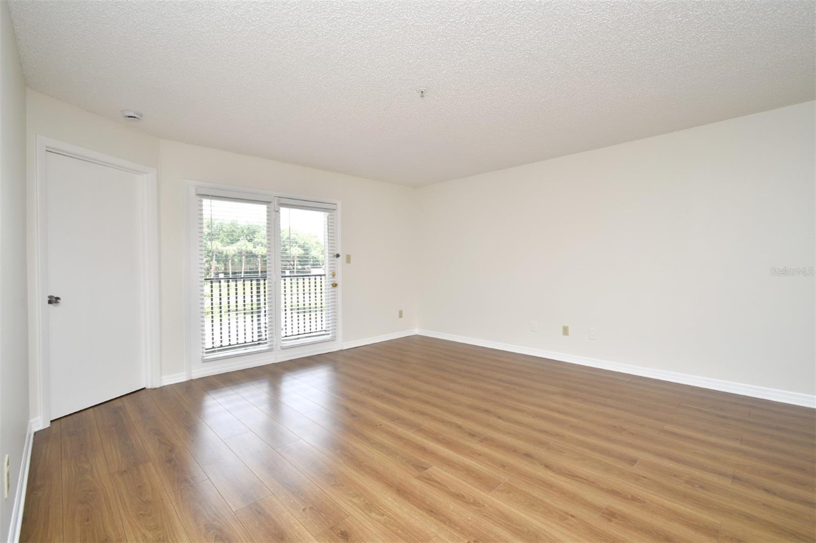 OASIS AT PEARL LAKE - Residential