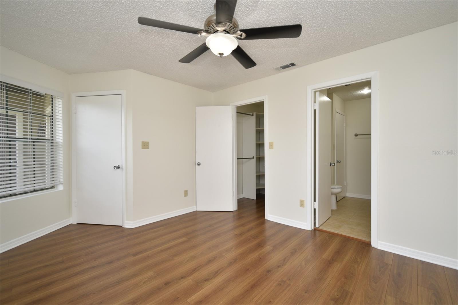 OASIS AT PEARL LAKE - Residential