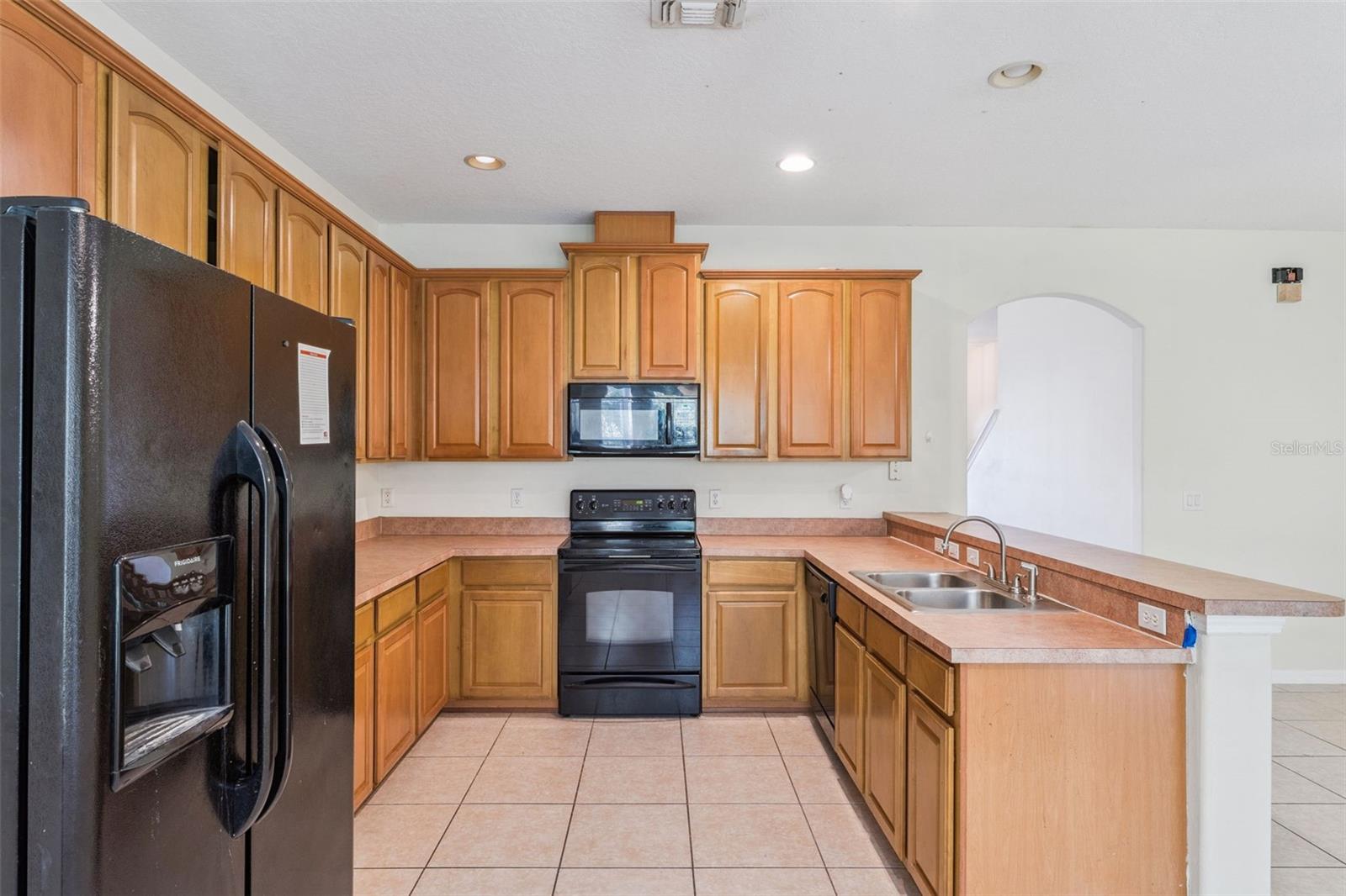 AVALON LAKES PH 02 VLGS E & H - Residential Lease