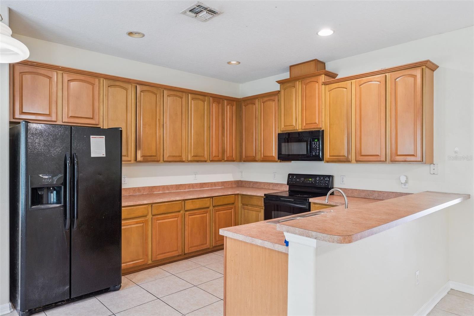 AVALON LAKES PH 02 VLGS E & H - Residential Lease