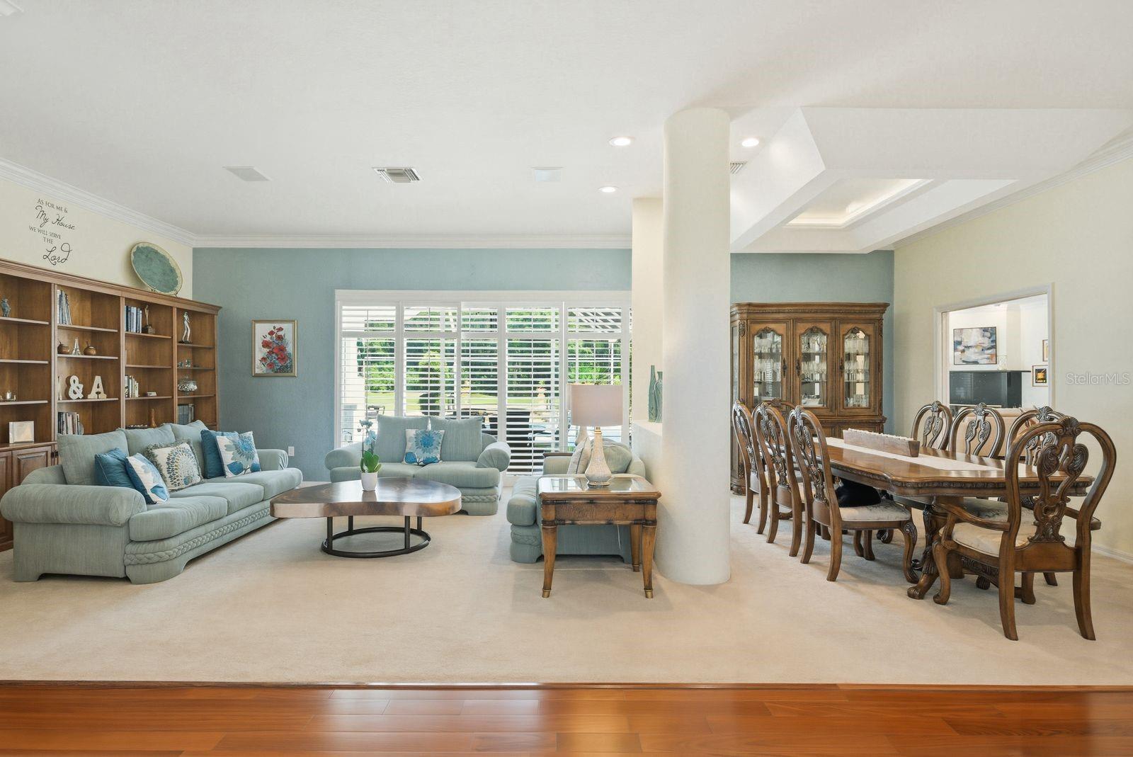 CRESCENT OAKS COUNTRY CLUB PH 1 - Residential