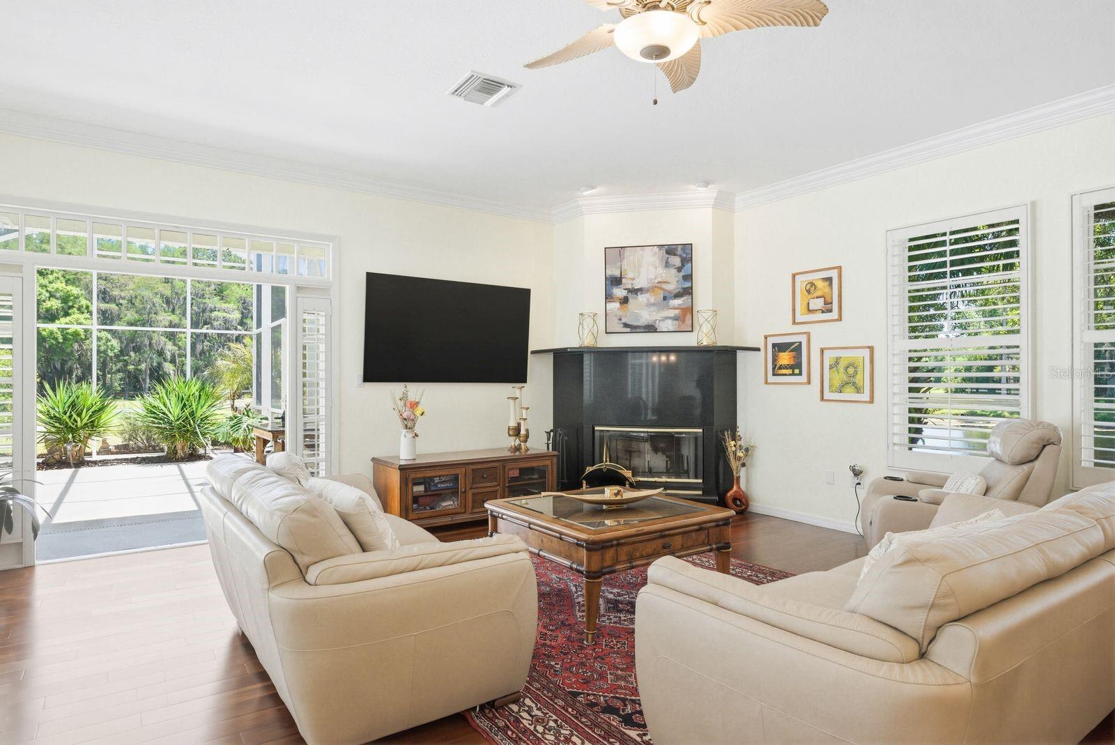 CRESCENT OAKS COUNTRY CLUB PH 1 - Residential