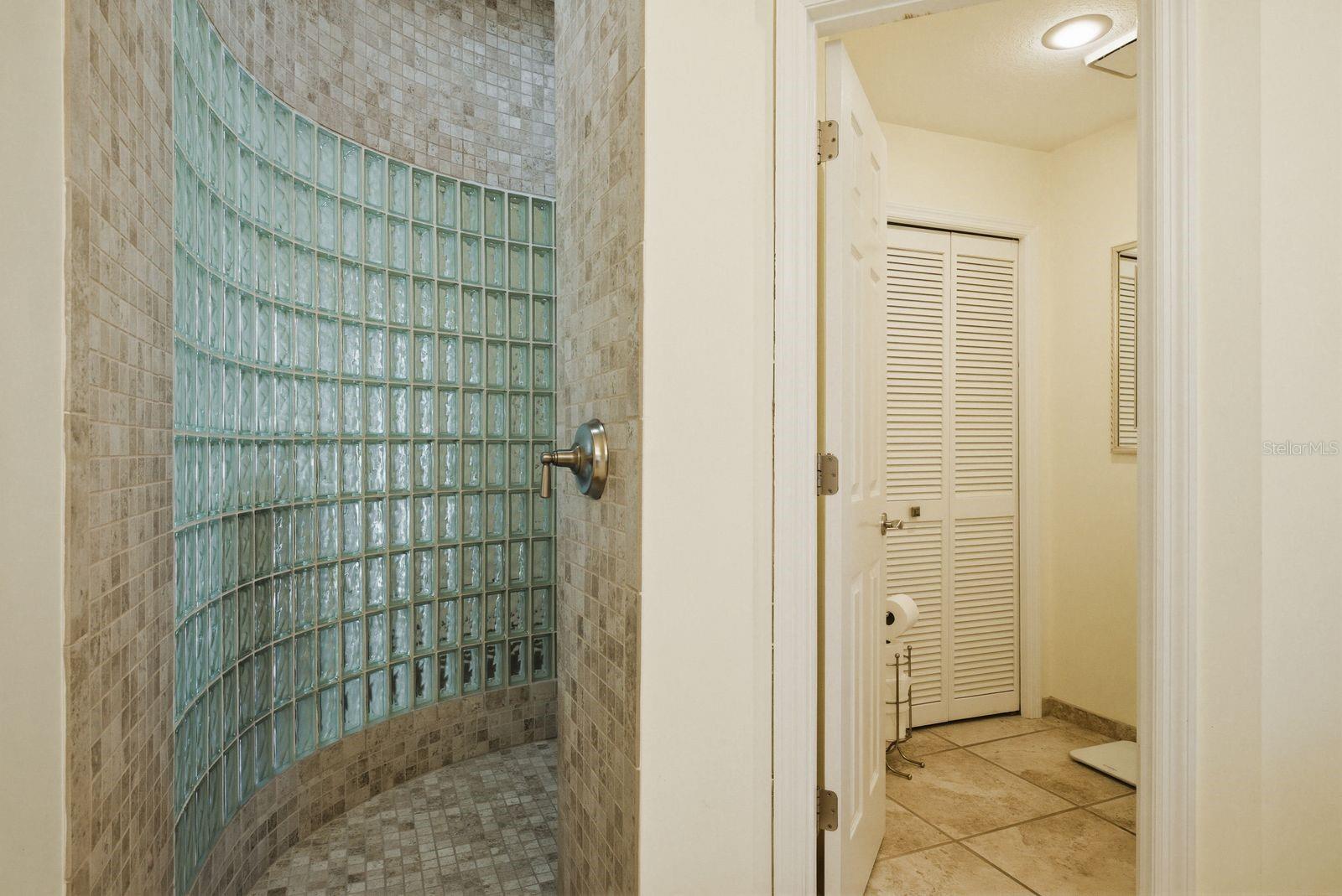 CRESCENT OAKS COUNTRY CLUB PH 1 - Residential