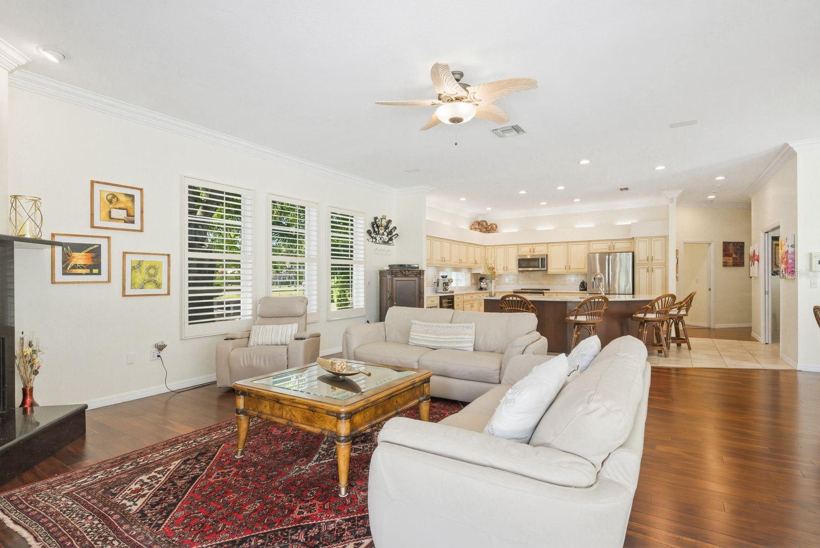 CRESCENT OAKS COUNTRY CLUB PH 1 - Residential