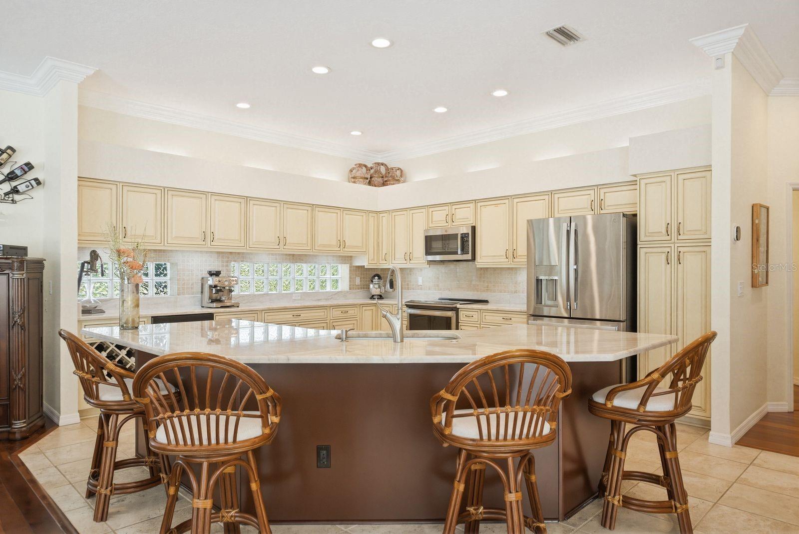 CRESCENT OAKS COUNTRY CLUB PH 1 - Residential