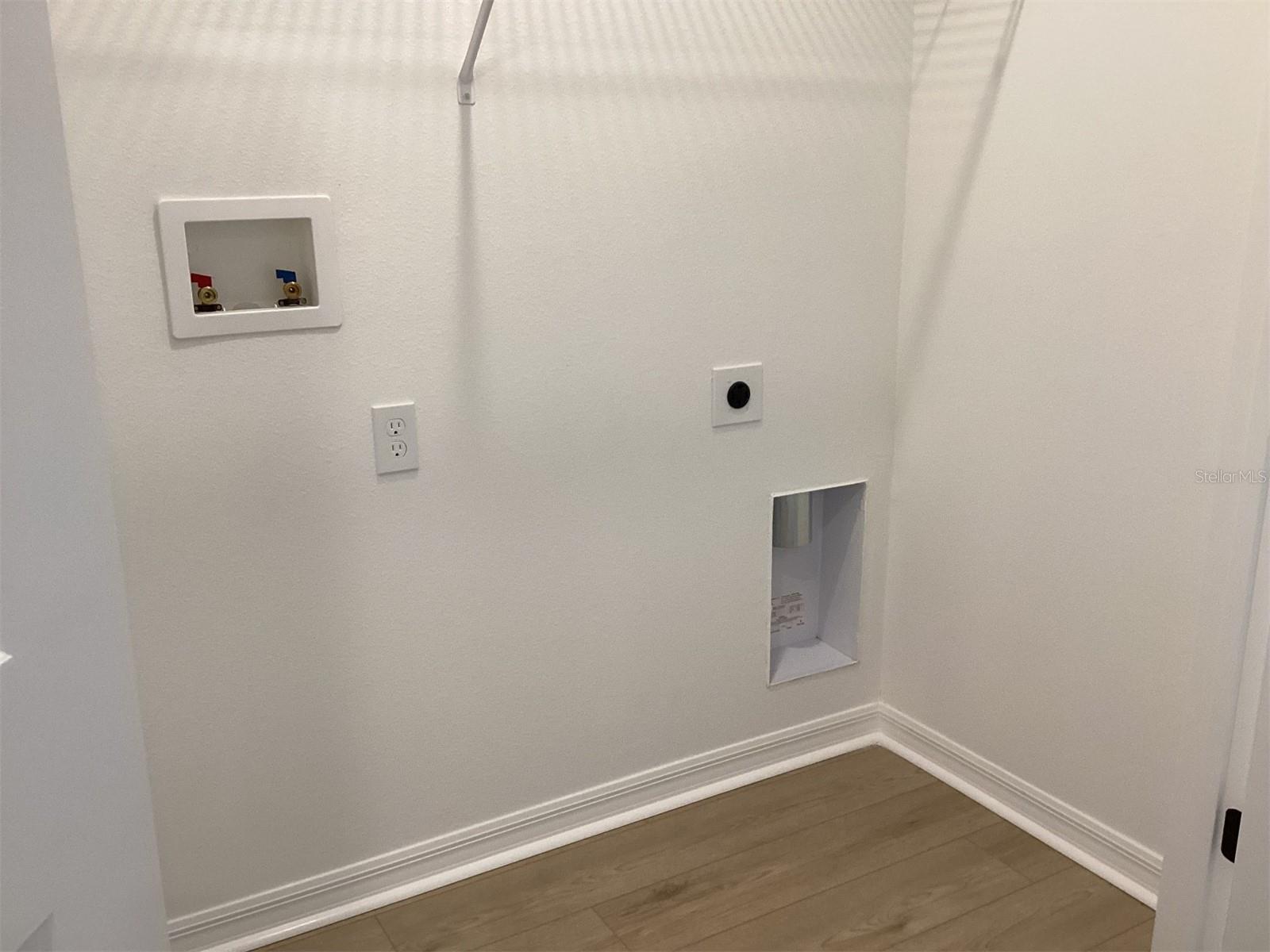 CATAMARAN COVE PHASE I & II - Residential