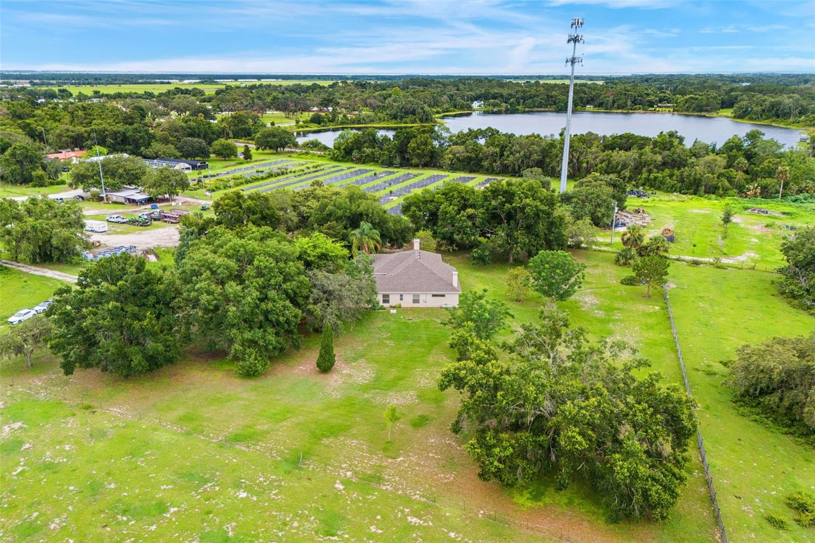 VICTORIA SETTLEMENT - Residential