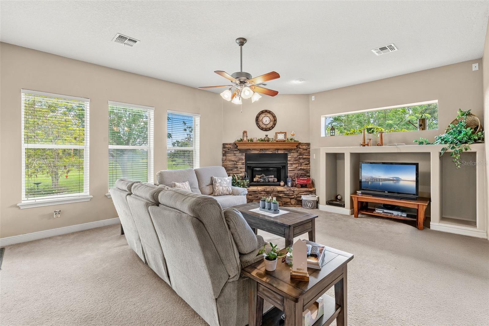 VICTORIA SETTLEMENT - Residential