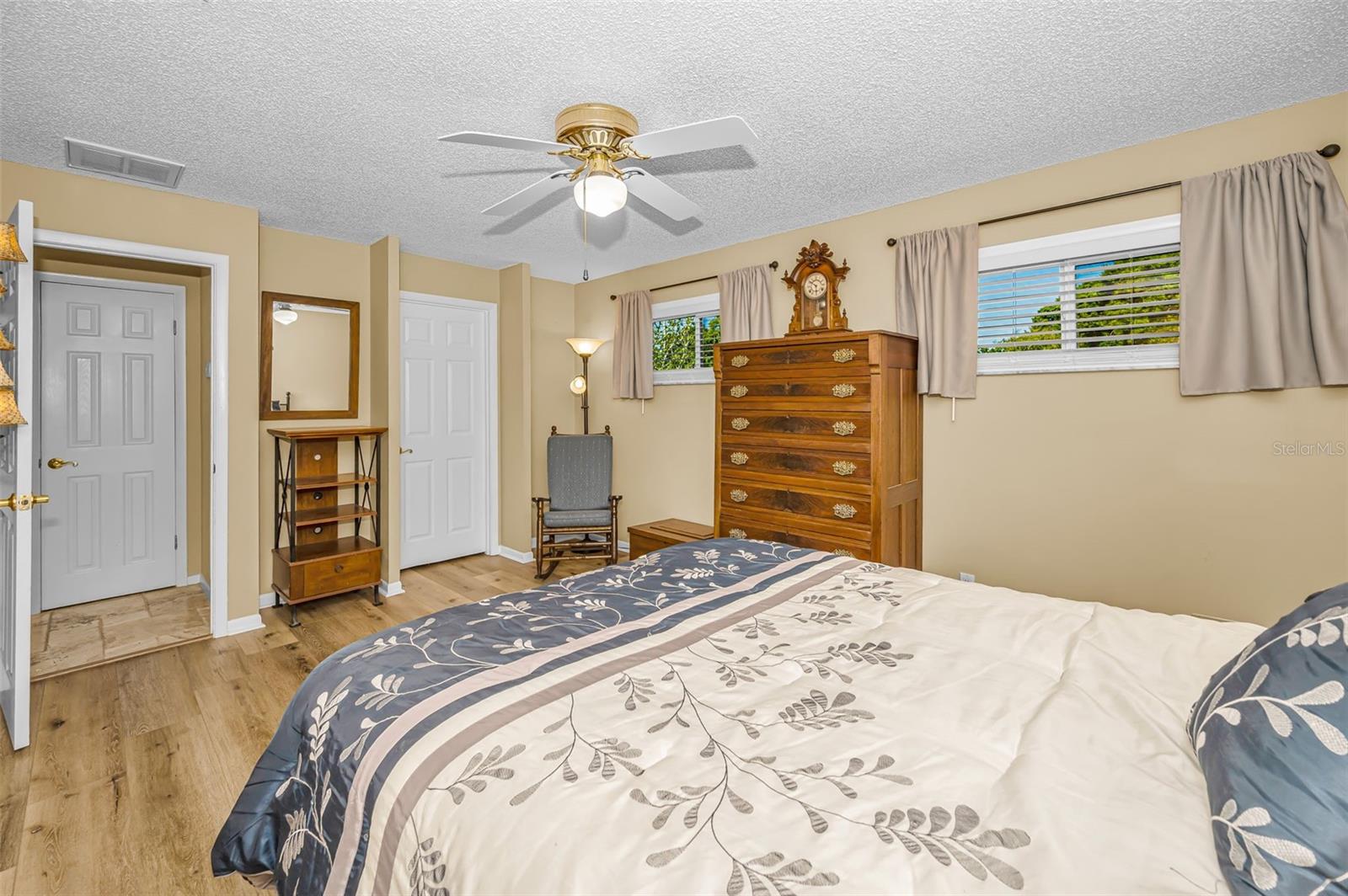 AUTUMN WOODS-UNIT II - Residential