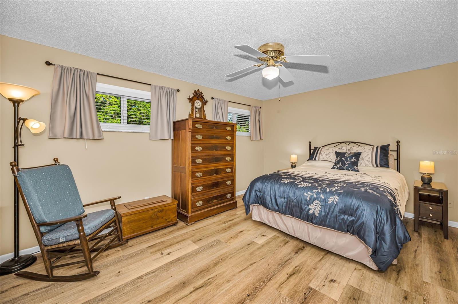 AUTUMN WOODS-UNIT II - Residential