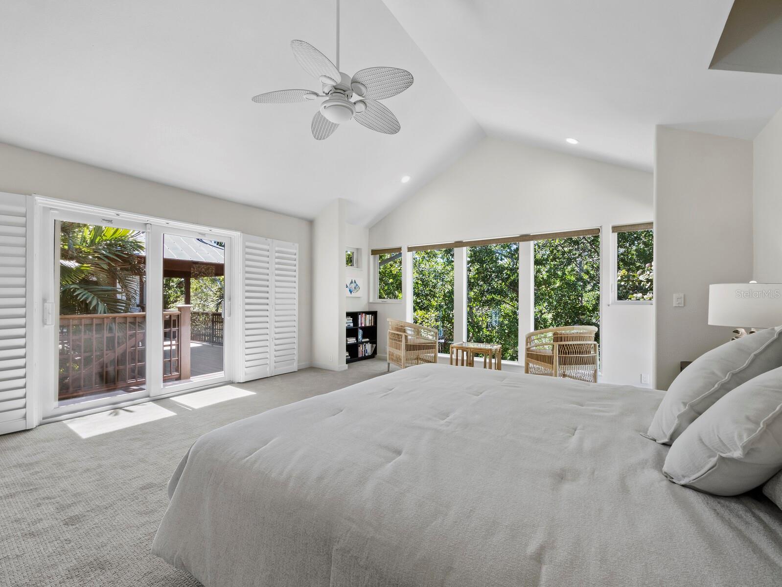 LANDS END - Residential