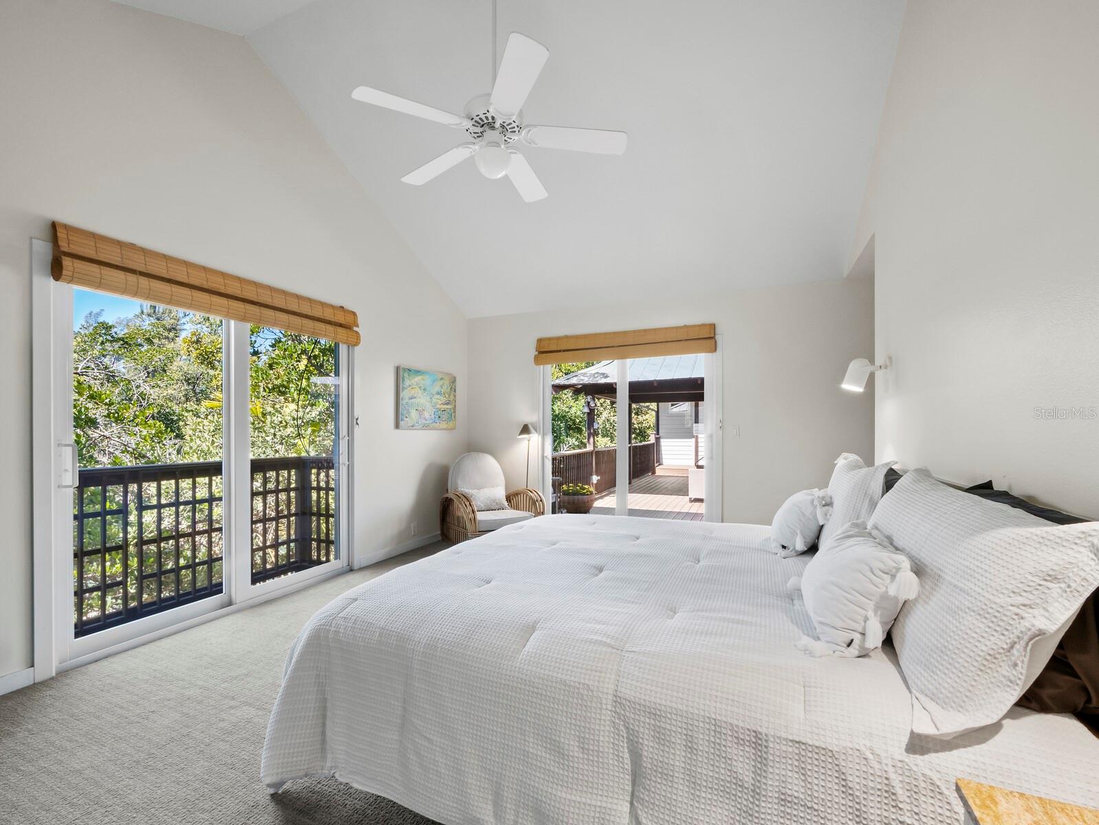 LANDS END - Residential