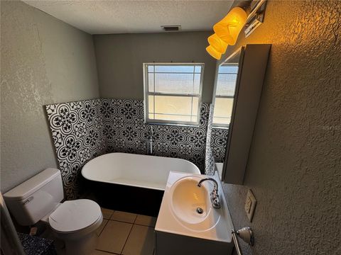 Tiny photo for 431 Richey Road, Leesburg, FL 34748 (MLS # G5109003)