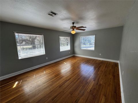 Tiny photo for 431 Richey Road, Leesburg, FL 34748 (MLS # G5109003)