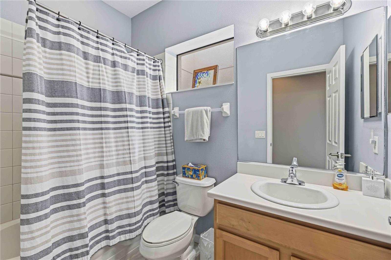 PALMA SOLA TRACE - Residential