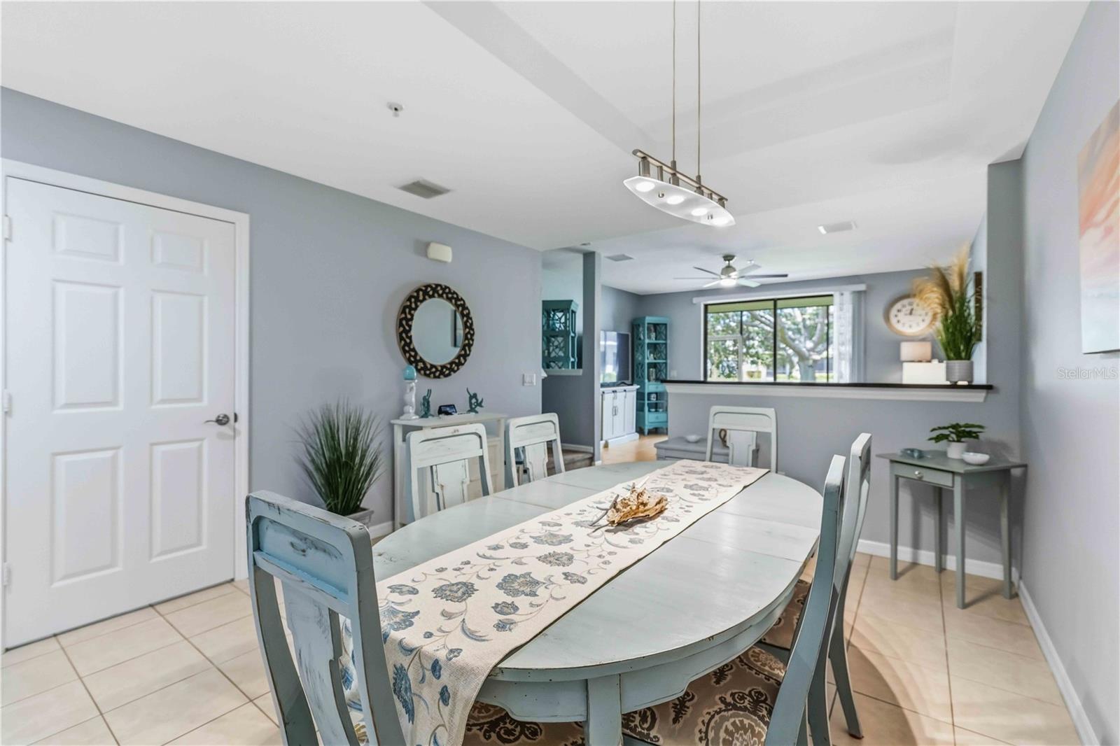 PALMA SOLA TRACE - Residential