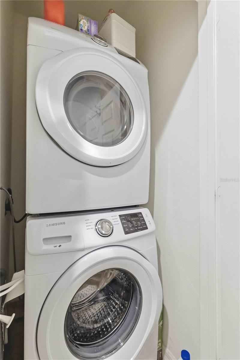 PALMA SOLA TRACE - Residential