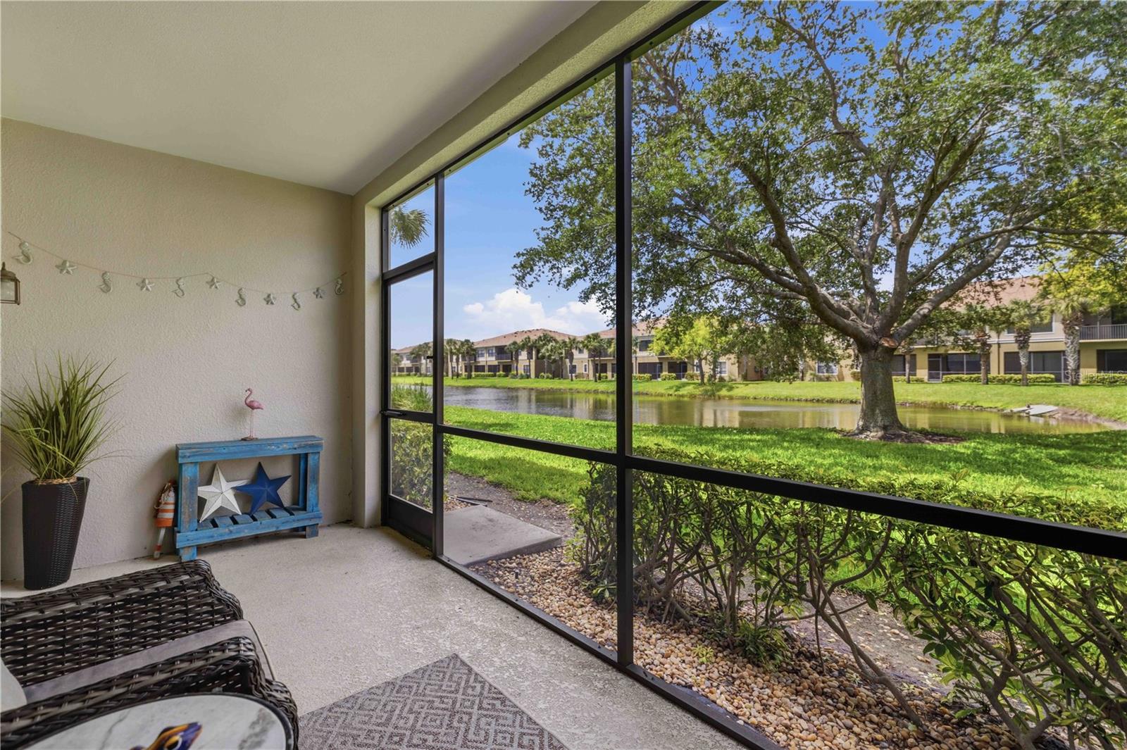 PALMA SOLA TRACE - Residential