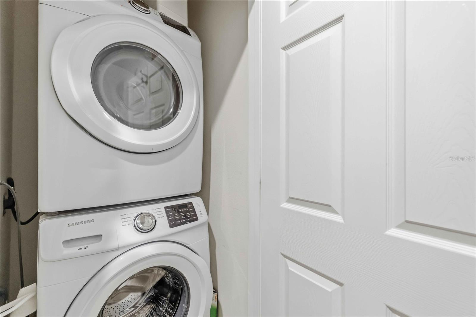 PALMA SOLA TRACE - Residential