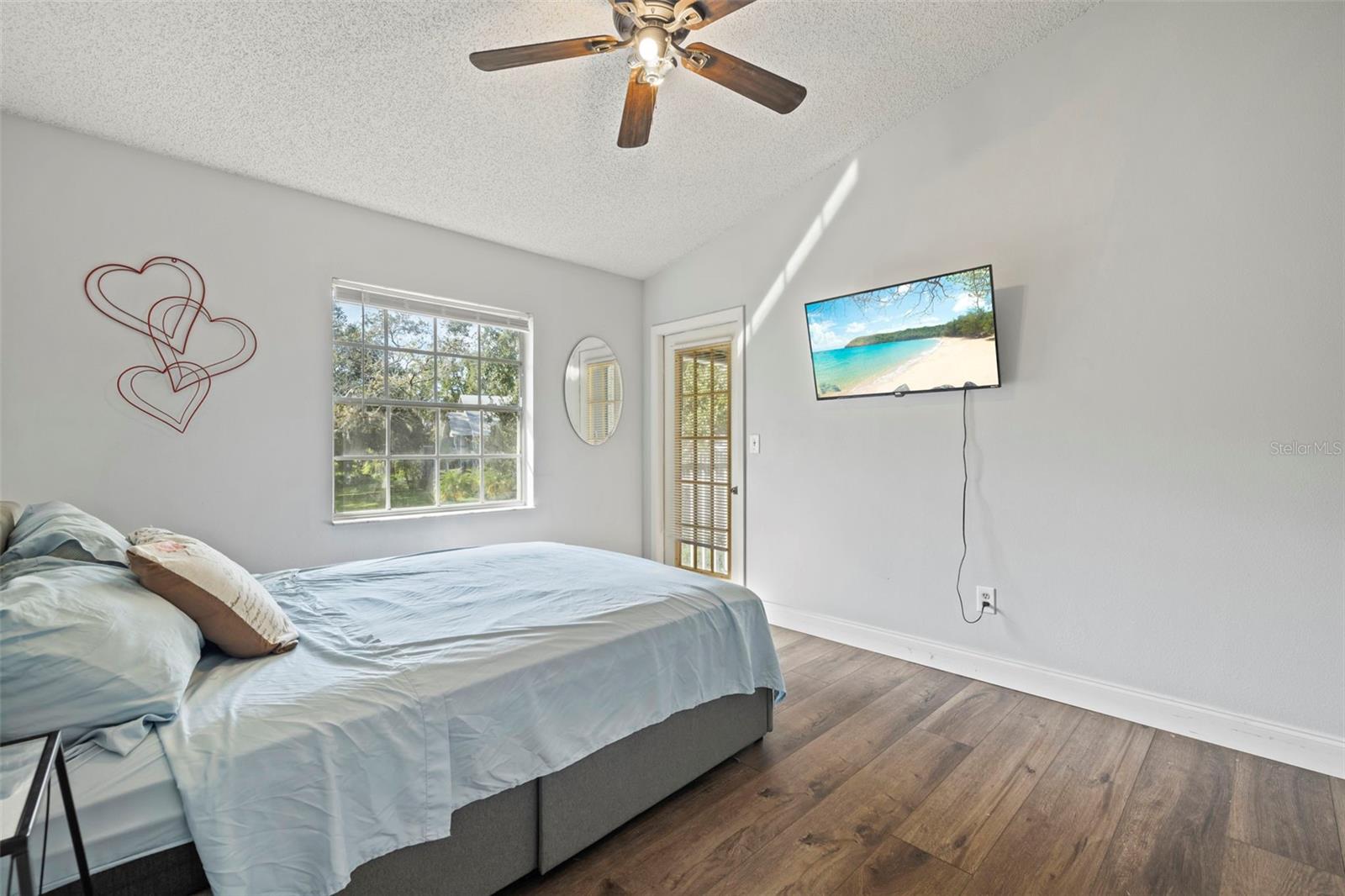 RAINTREE VILLAGE CONDO N - Residential