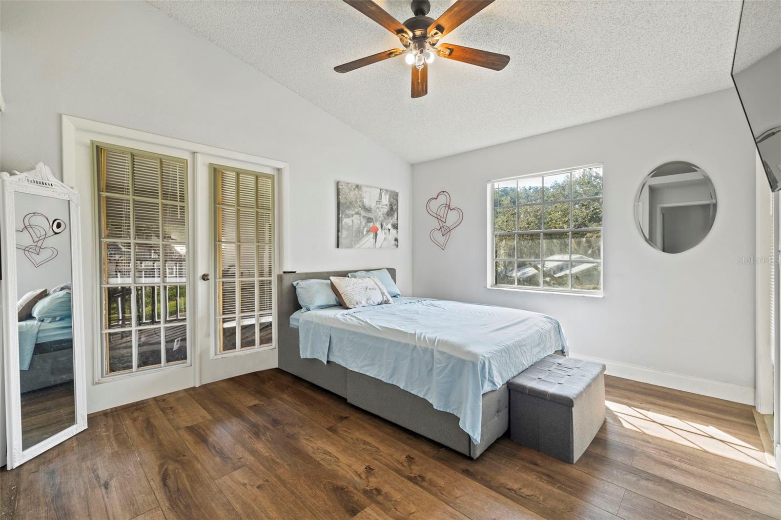 RAINTREE VILLAGE CONDO N - Residential