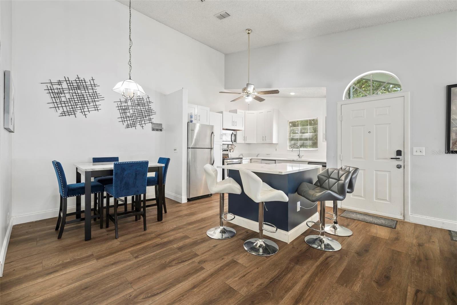 RAINTREE VILLAGE CONDO N - Residential