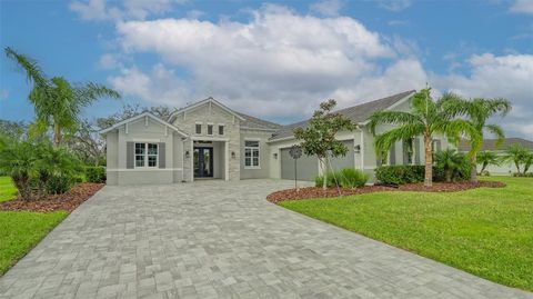 A home in PARRISH