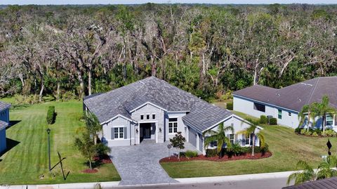 A home in PARRISH