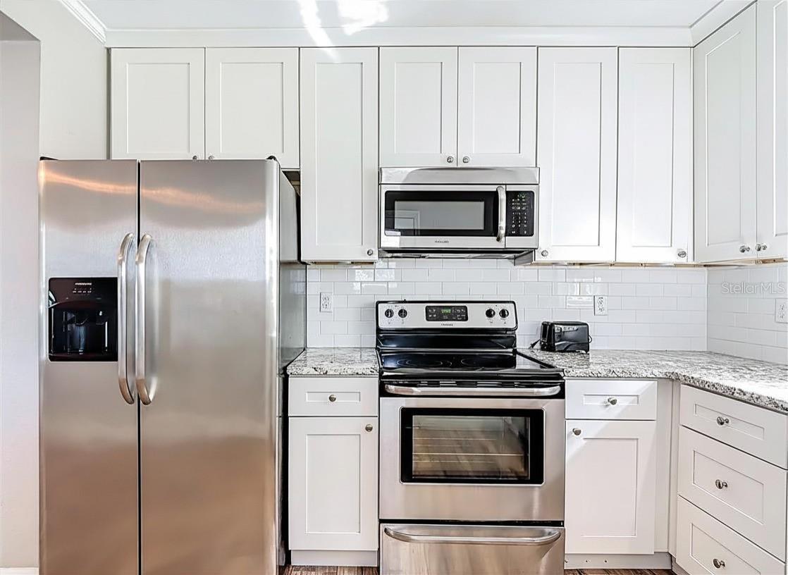 104 W OSBORNE AVENUE