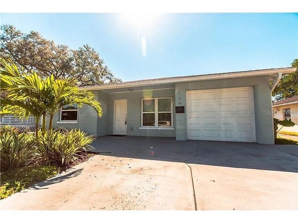 Photo of 104 W Osborne Avenue, Tampa, FL 33603 (MLS # TB8486368)