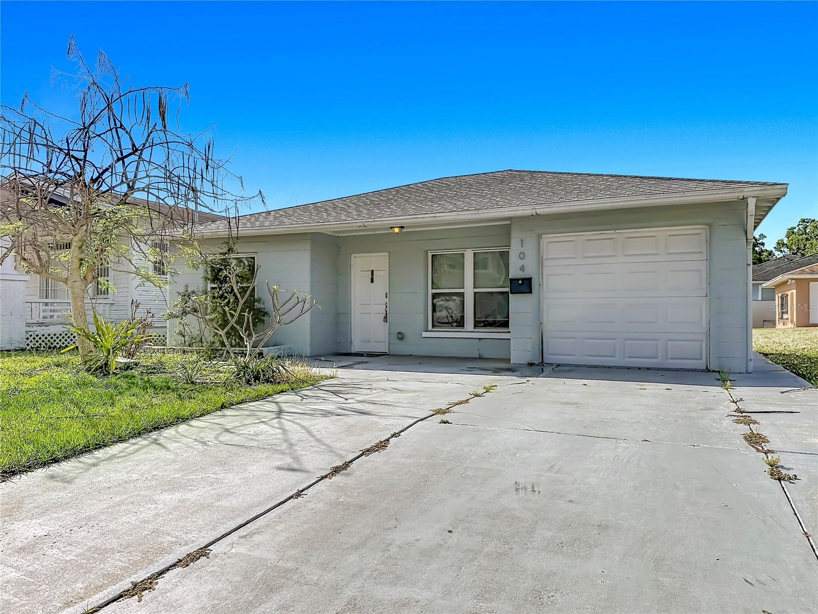 104 W OSBORNE AVENUE