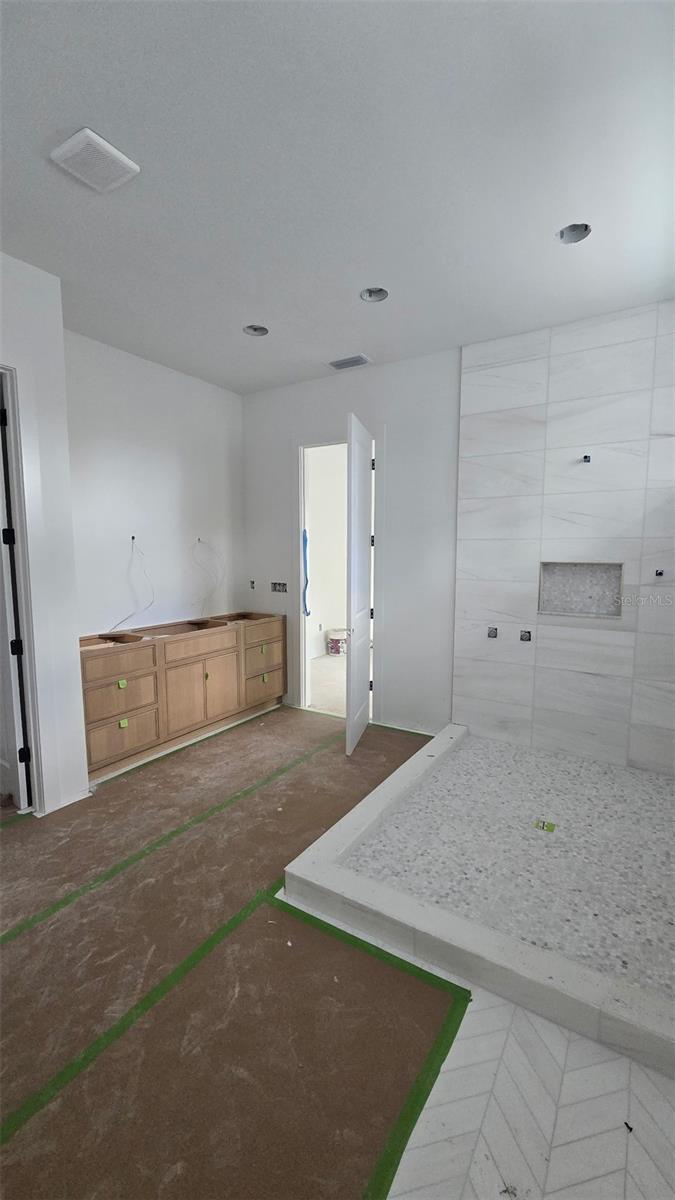 DAVIS ISLANDS REP OF PT O - Residential