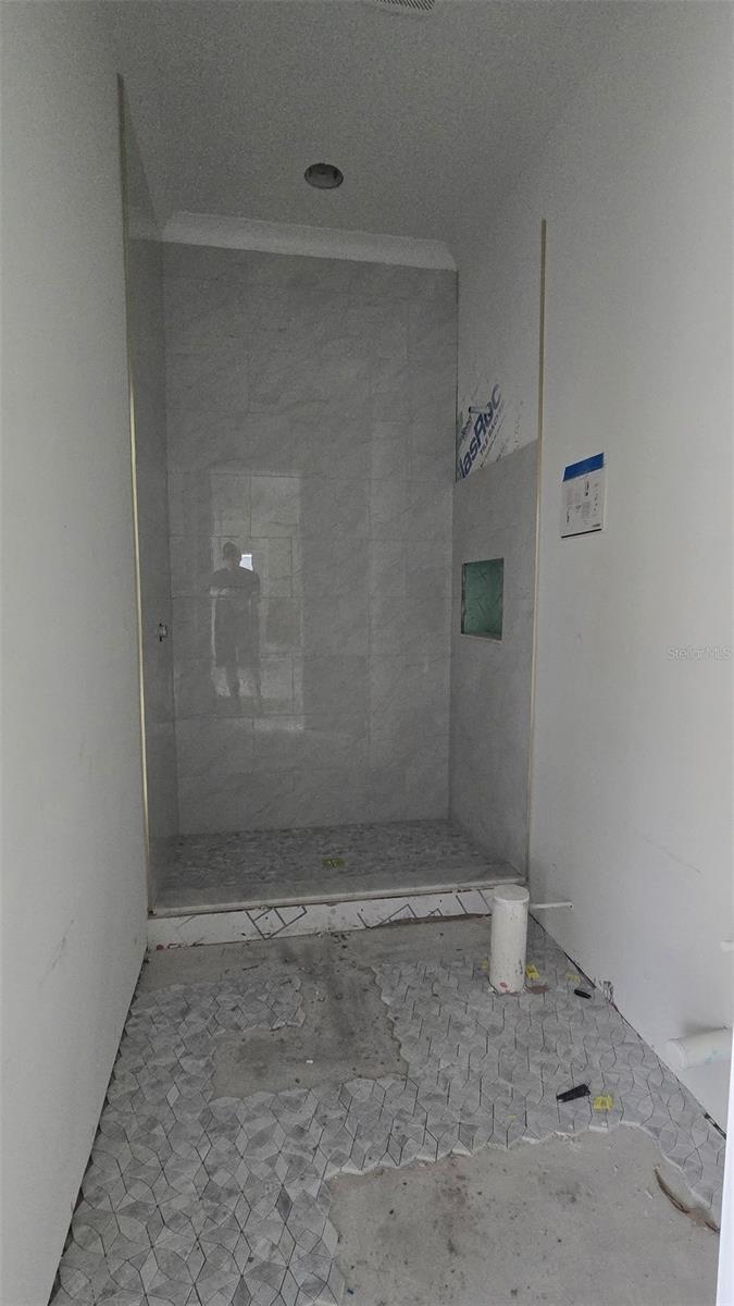 DAVIS ISLANDS REP OF PT O - Residential