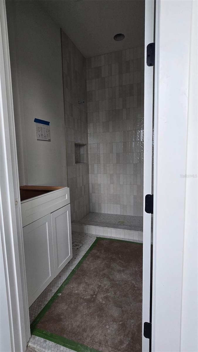 DAVIS ISLANDS REP OF PT O - Residential