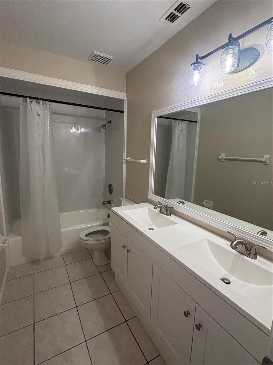 MIK-WES SUB - Residential Lease