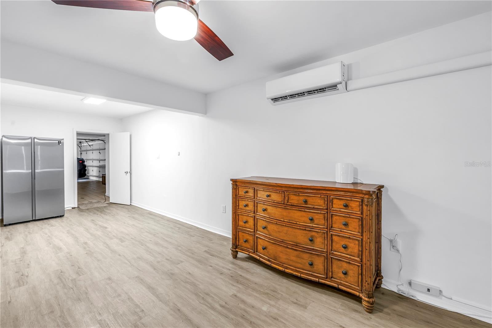 TIERRA VERDE UNIT 1 3RD REP - Residential