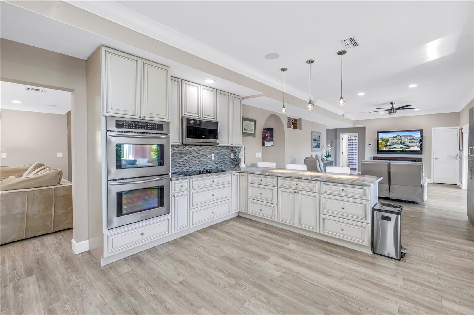 TIERRA VERDE UNIT 1 3RD REP - Residential