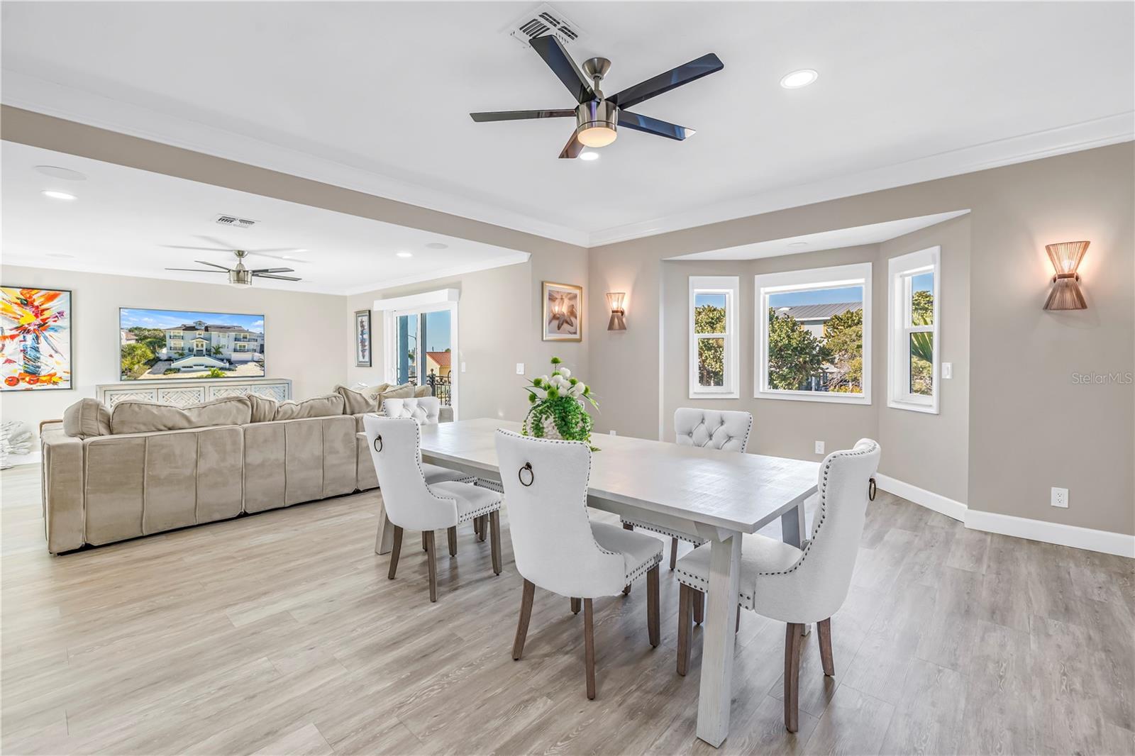 TIERRA VERDE UNIT 1 3RD REP - Residential