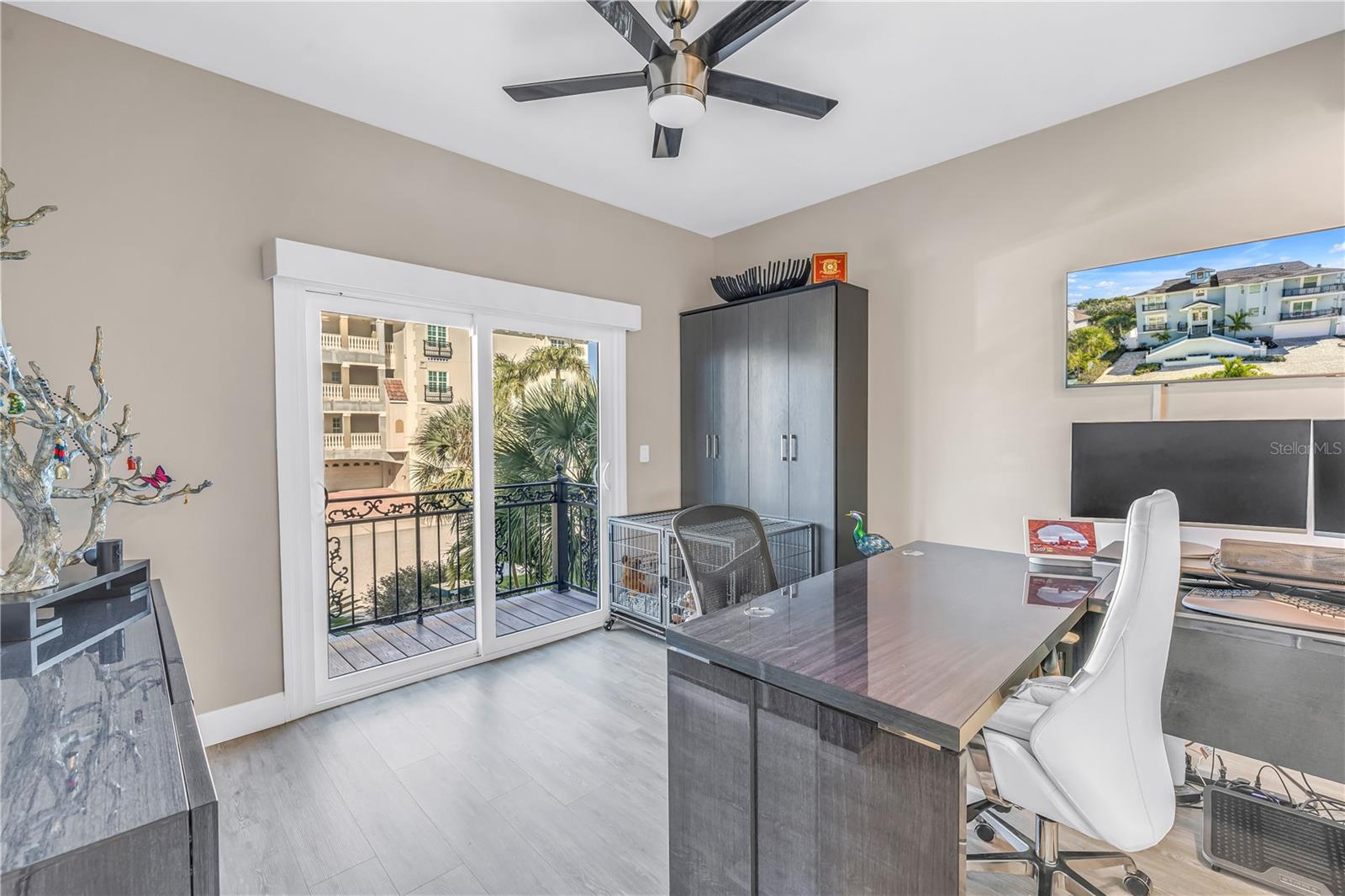TIERRA VERDE UNIT 1 3RD REP - Residential