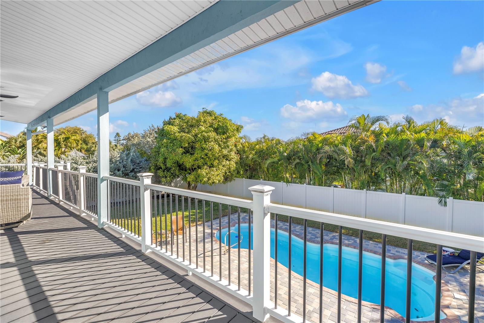 TIERRA VERDE UNIT 1 3RD REP - Residential