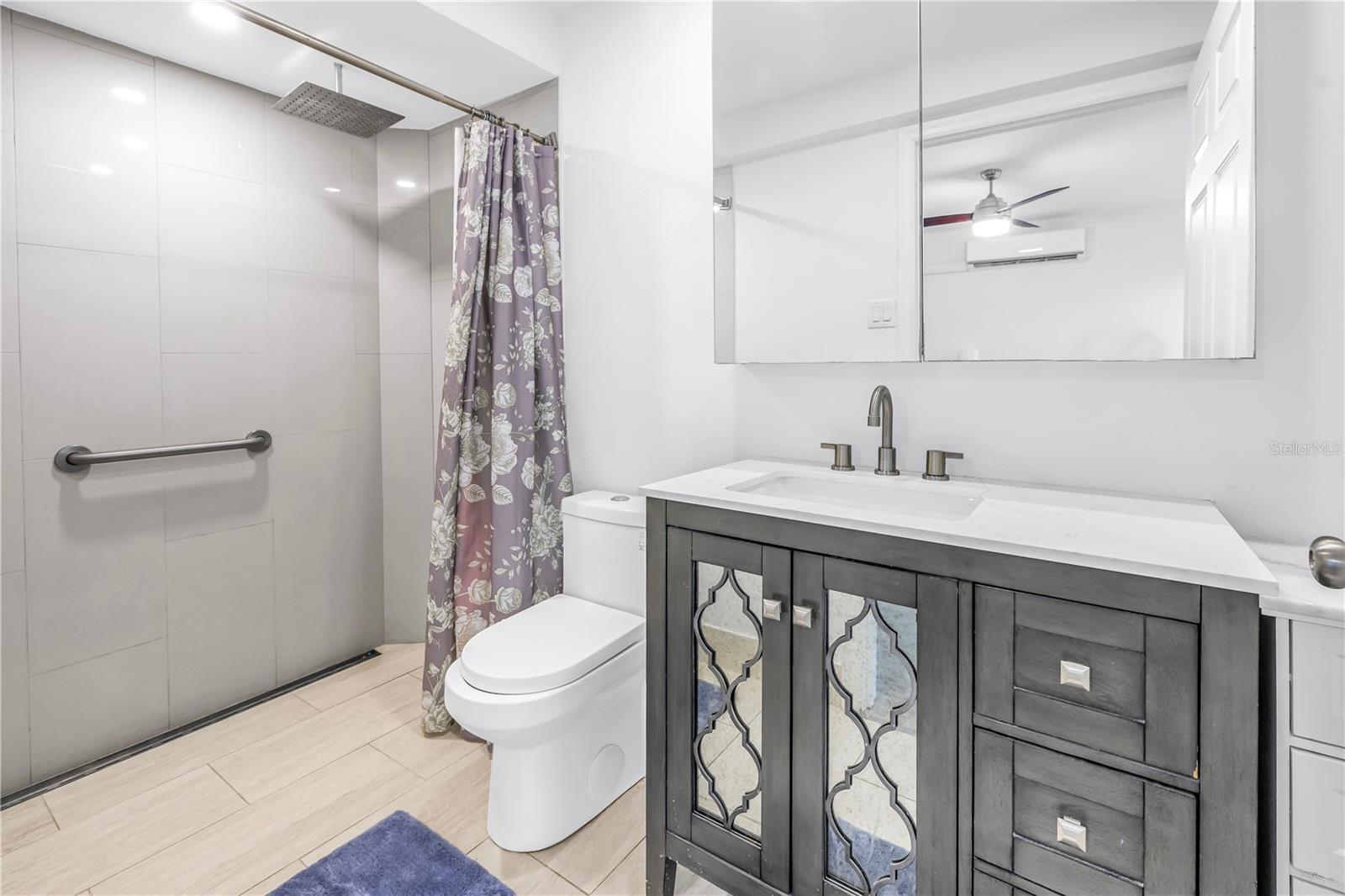 TIERRA VERDE UNIT 1 3RD REP - Residential