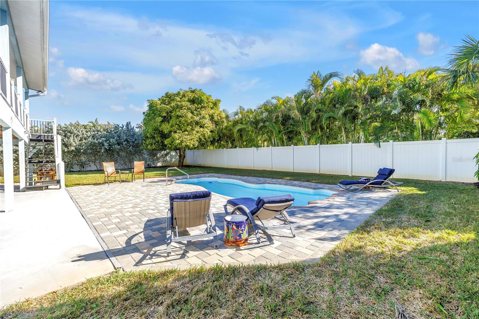 TIERRA VERDE UNIT 1 3RD REP - Residential