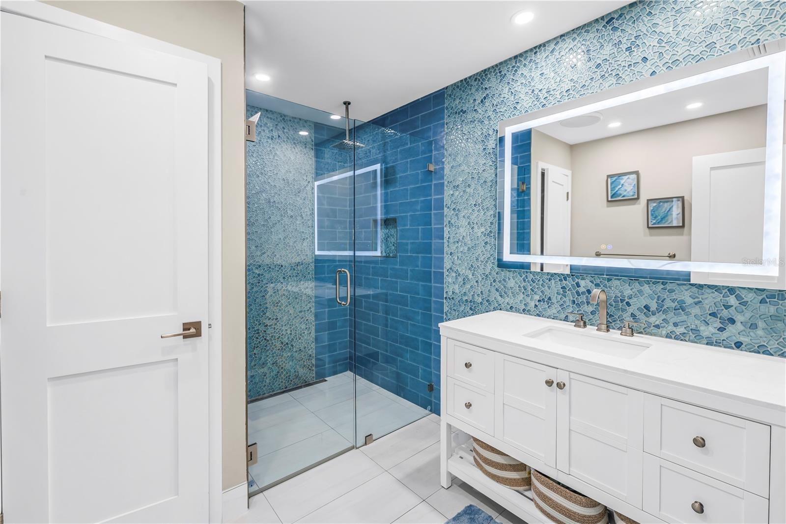 TIERRA VERDE UNIT 1 3RD REP - Residential